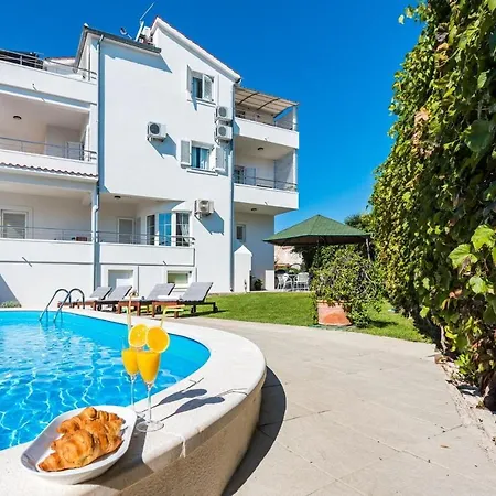 Appartement Arausa With Pool V